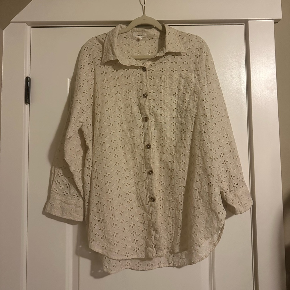 Eyelet button down